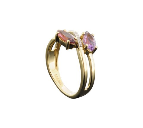 Ring