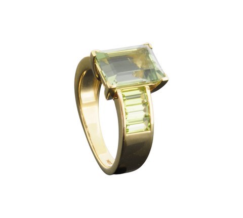 Ring